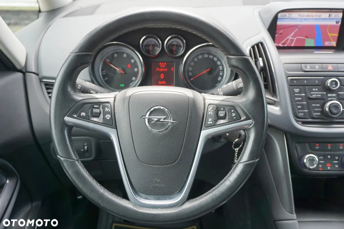 Opel Zafira - 25
