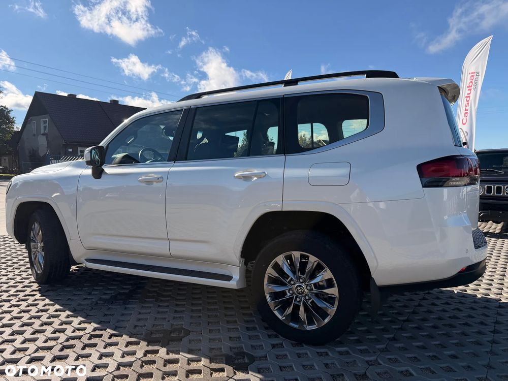 Toyota Land Cruiser - 8