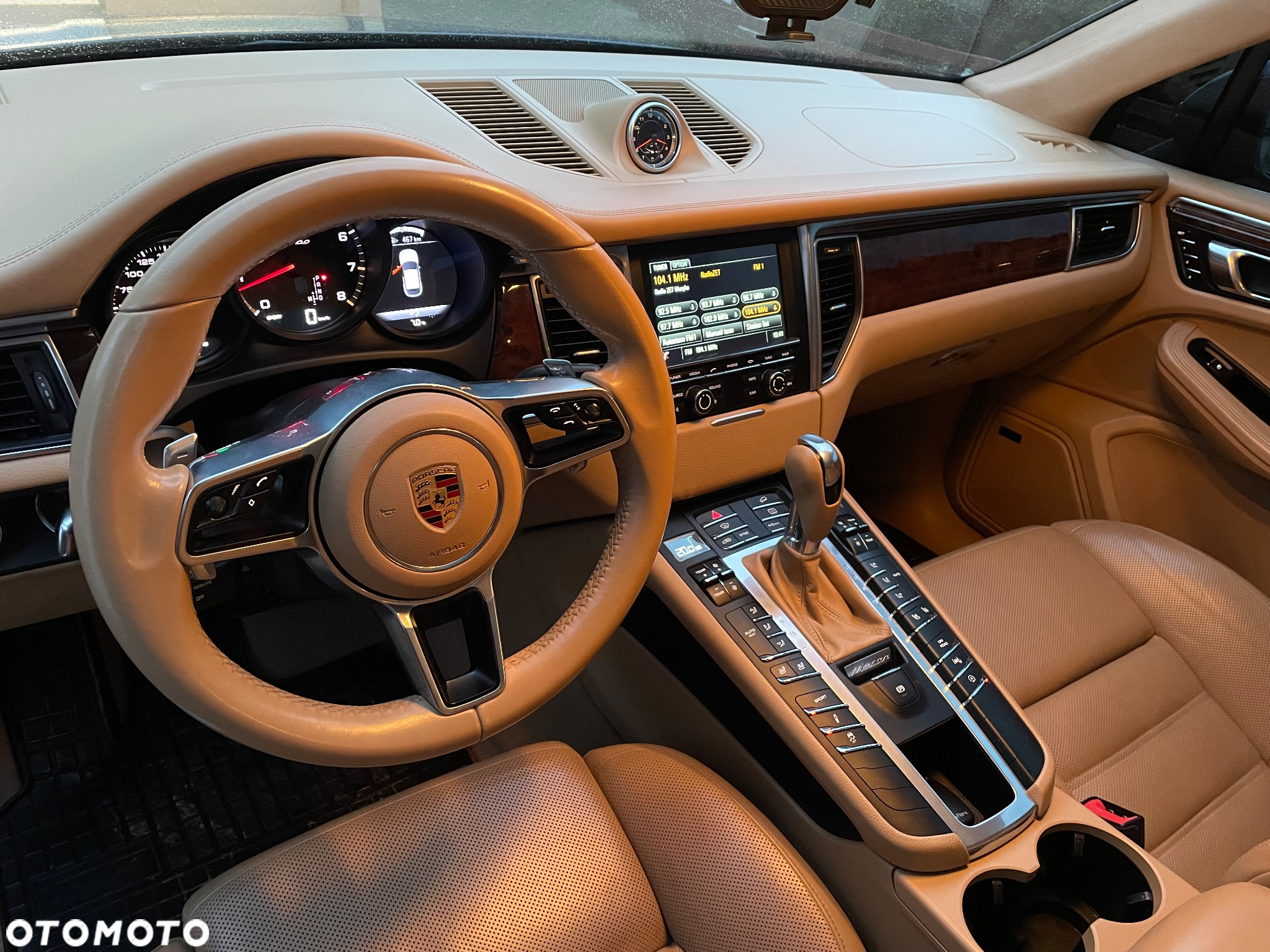 Porsche Macan Turbo PDK - 11