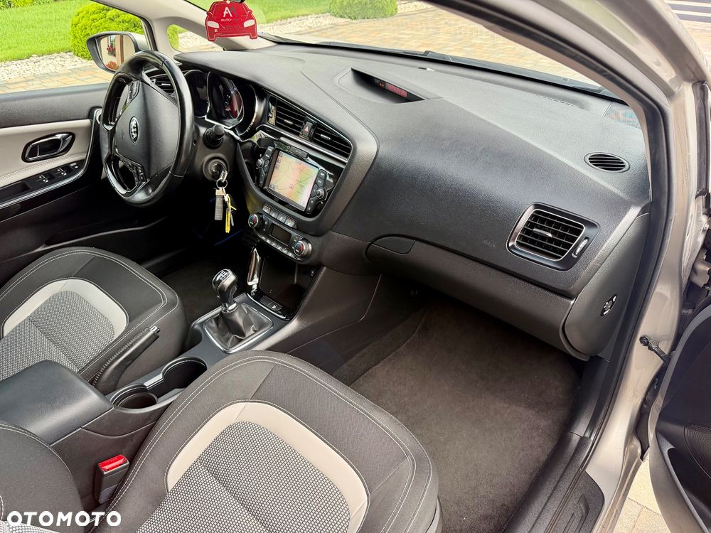 Kia Ceed 1.6 CRDi L - 26