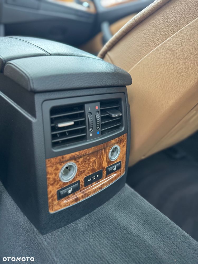 BMW Seria 5 - 25