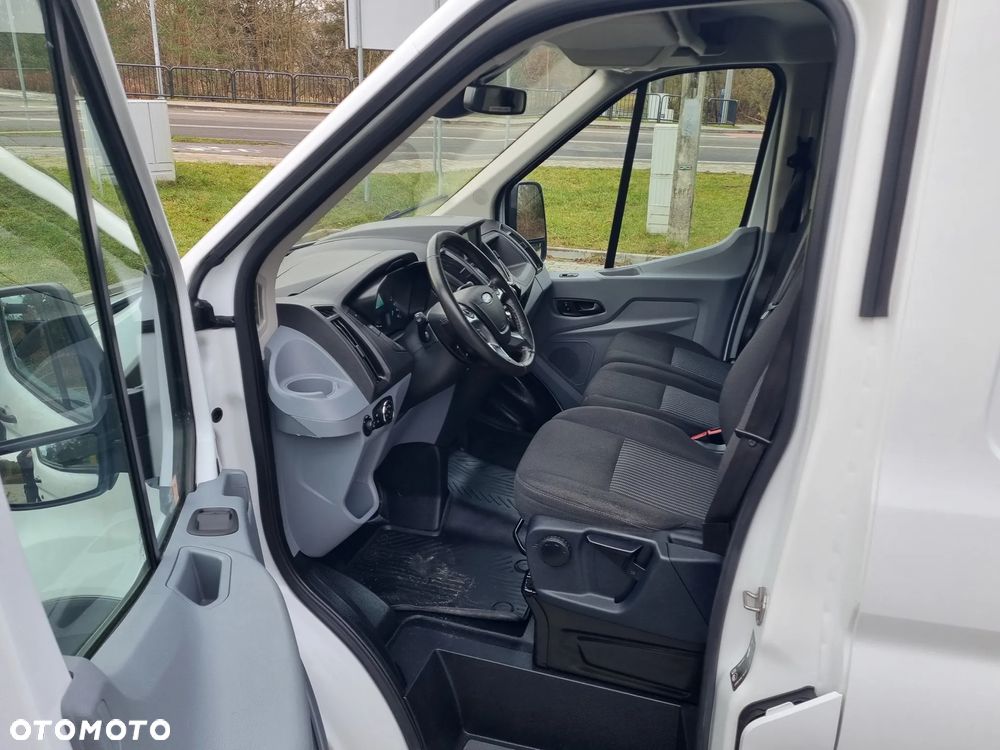 Ford Transit - 7