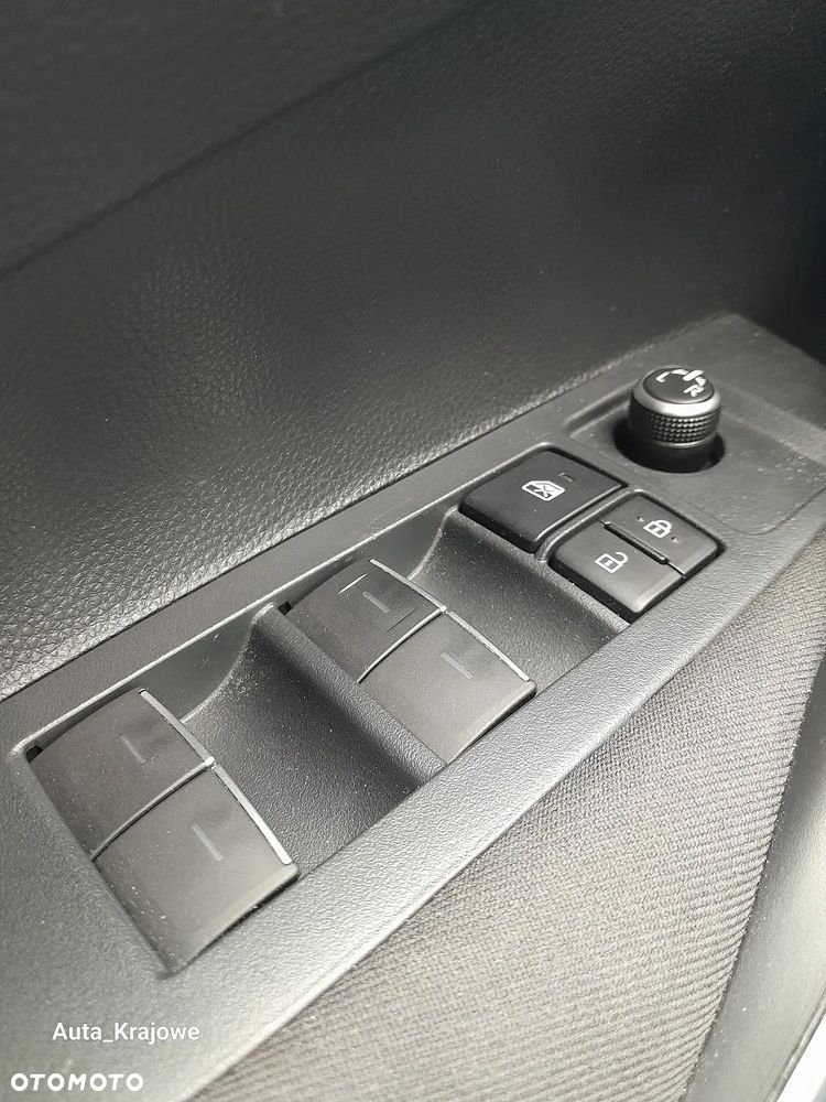 Toyota Corolla 1.5 Comfort - 23