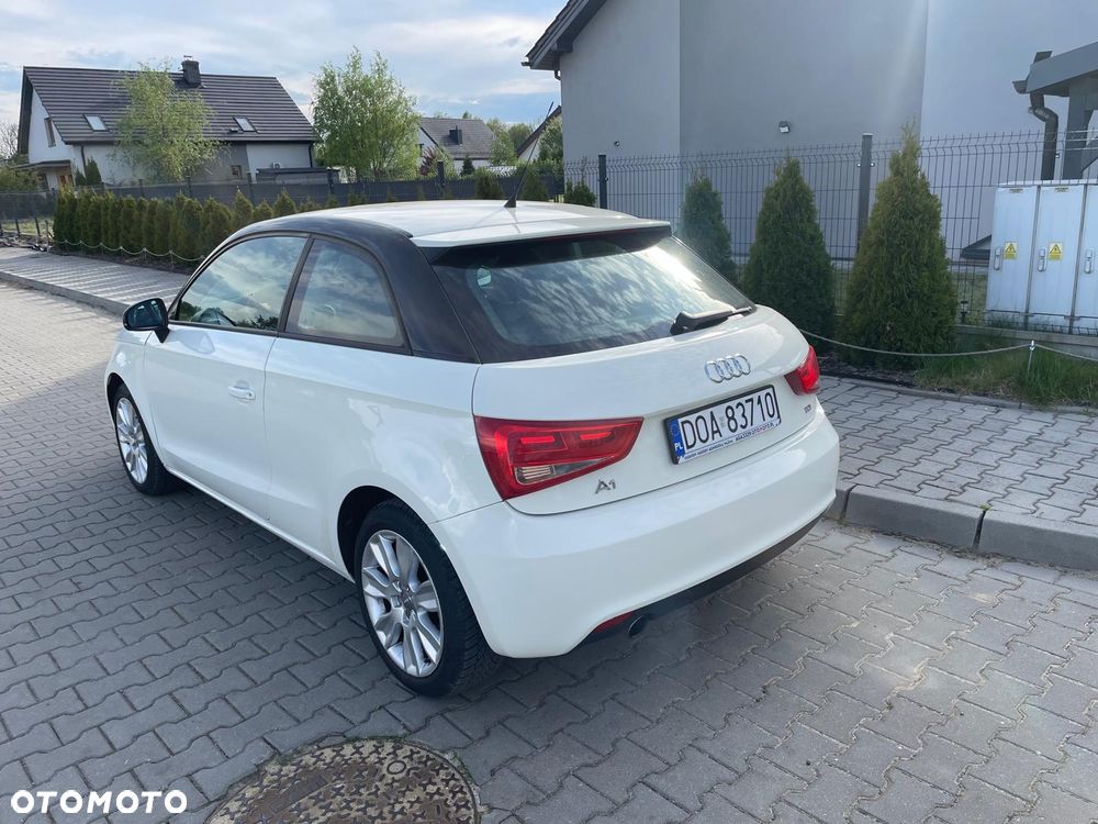 Audi A1 3-drzwiowe 1.6 TDI S line Sportpaket - 3