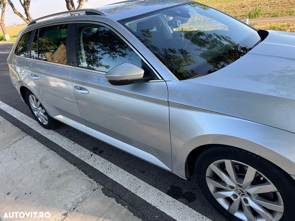 Skoda Superb 2.0 TDI DSG Style - 27