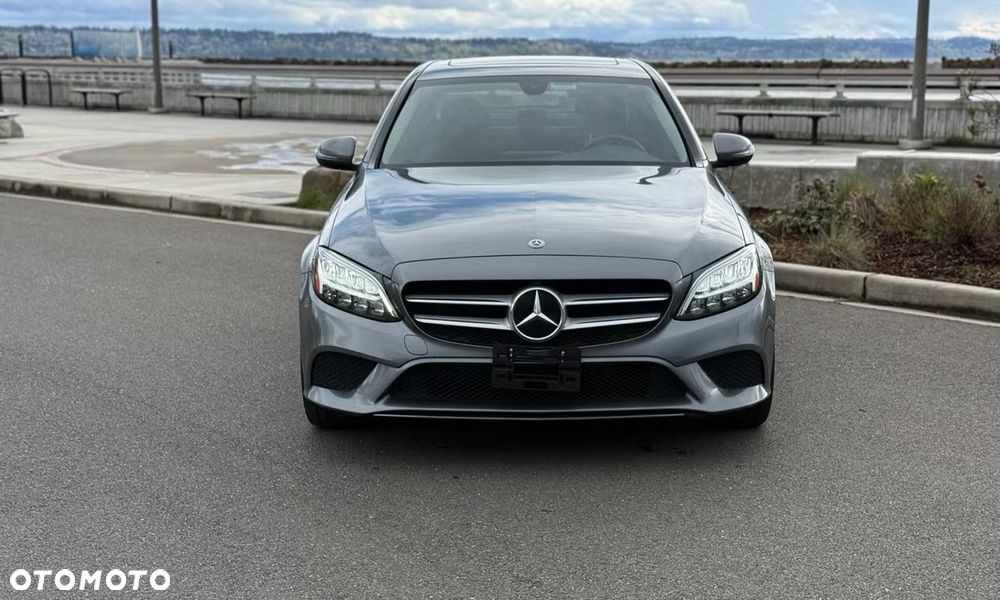 Mercedes-Benz Klasa C 300 9G-TRONIC Edition - 2