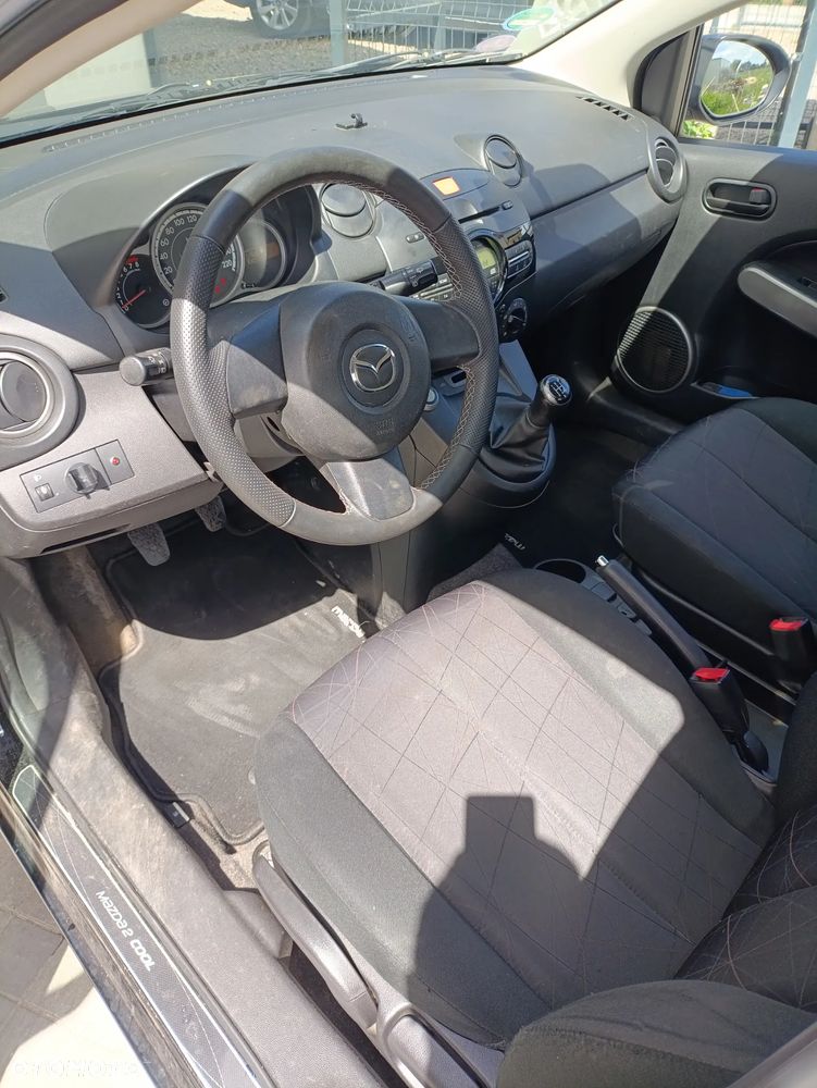 Mazda 2 - 11
