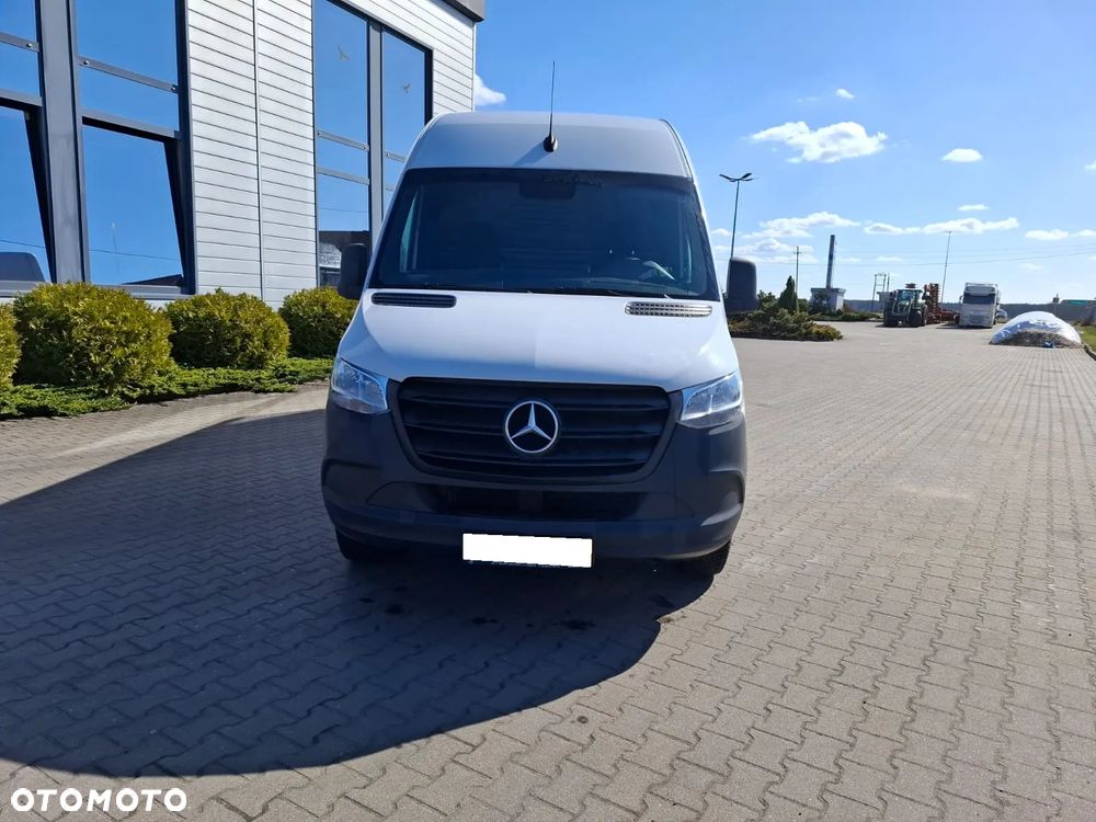 Mercedes-Benz SPRINTER L4H2 - 7