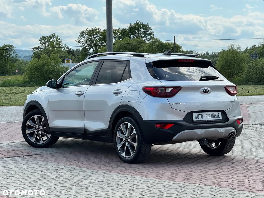 Kia Stonic 1.6 CRDi SCR L - 3