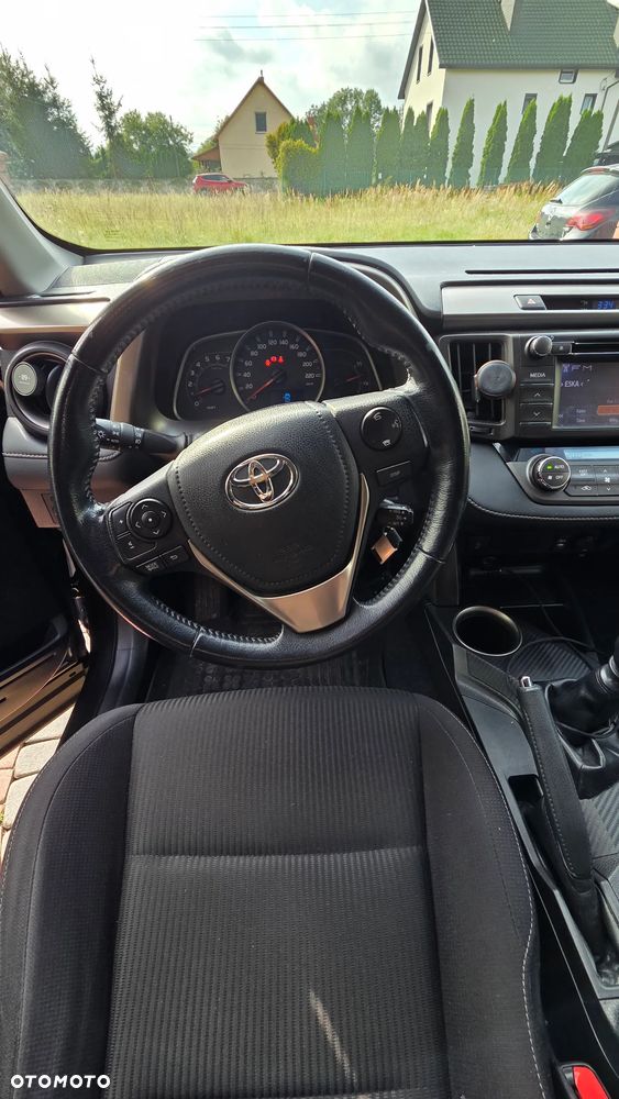 Toyota RAV4 2.0 D-4D Premium - 13