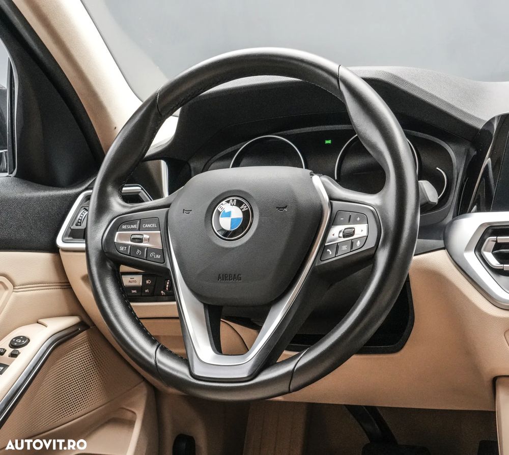 BMW Seria 3 320d xDrive AT Luxury Line - 16