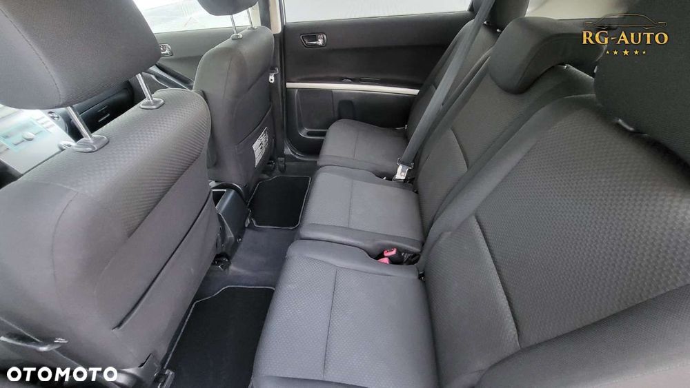 Toyota Corolla Verso - 23