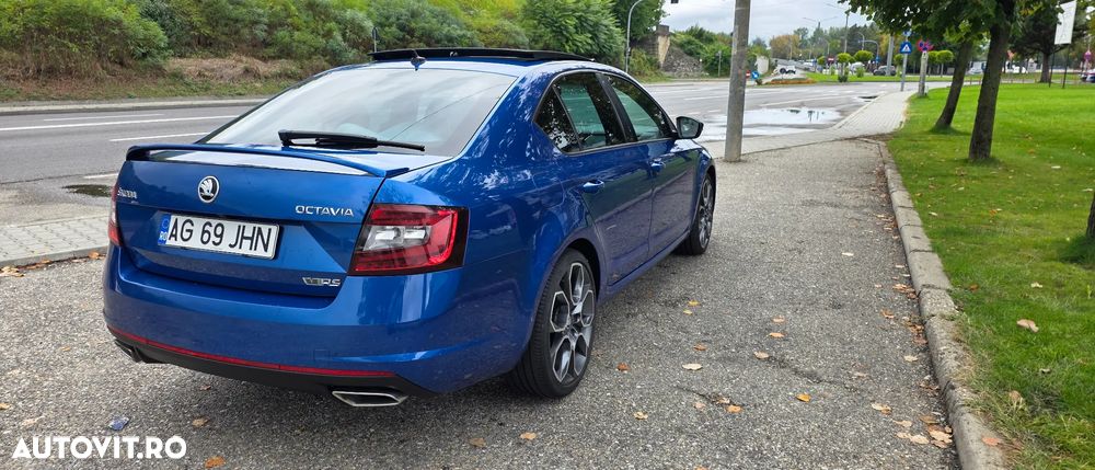 Skoda Octavia 2.0 TDI DSG RS - 7