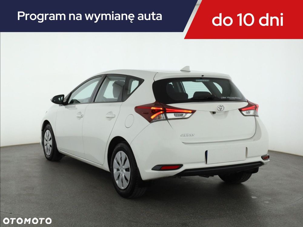 Toyota Auris - 6