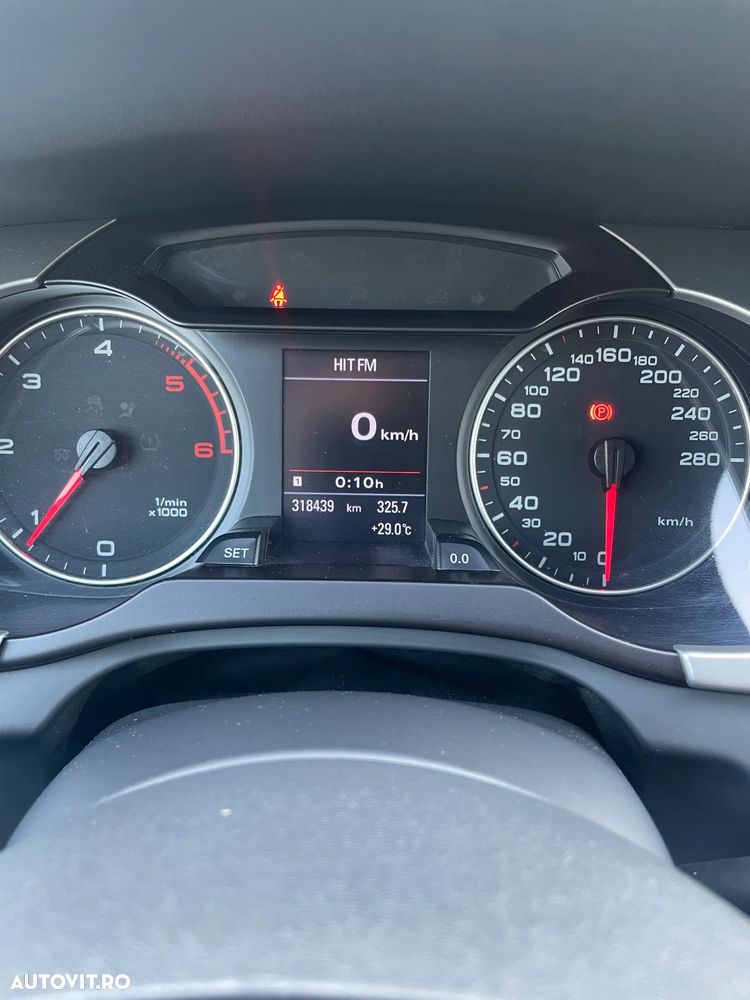 Audi A4 Avant 2.0 TDI - 28