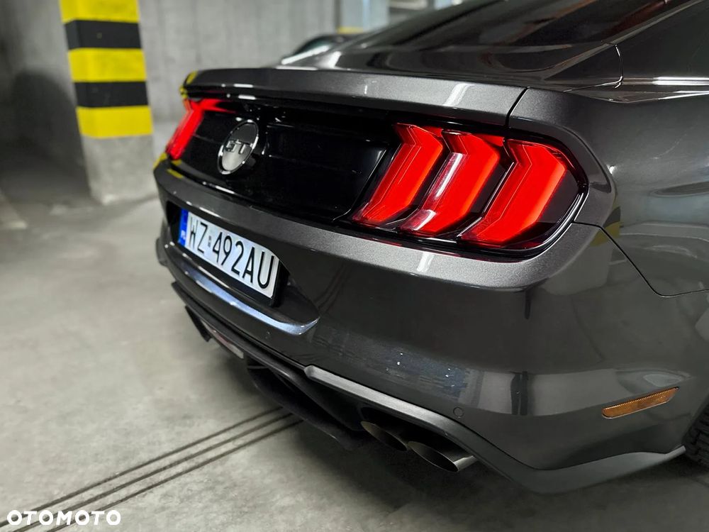 Ford Mustang 5.0 V8 GT - 34