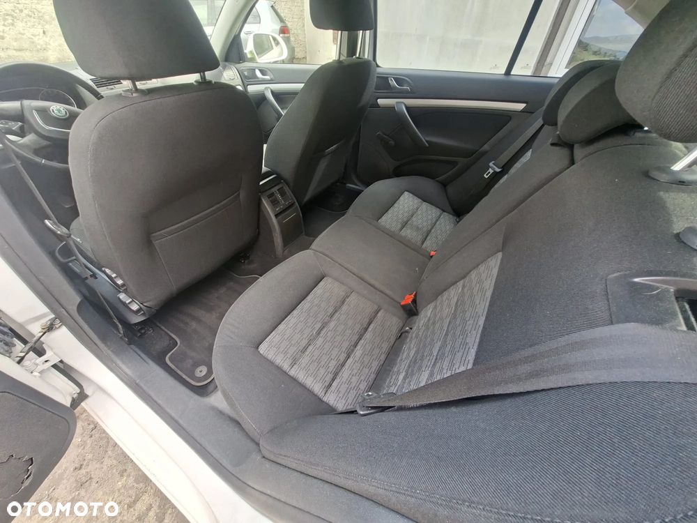Skoda Octavia 2.0 TDI Laurin & Klement - 7