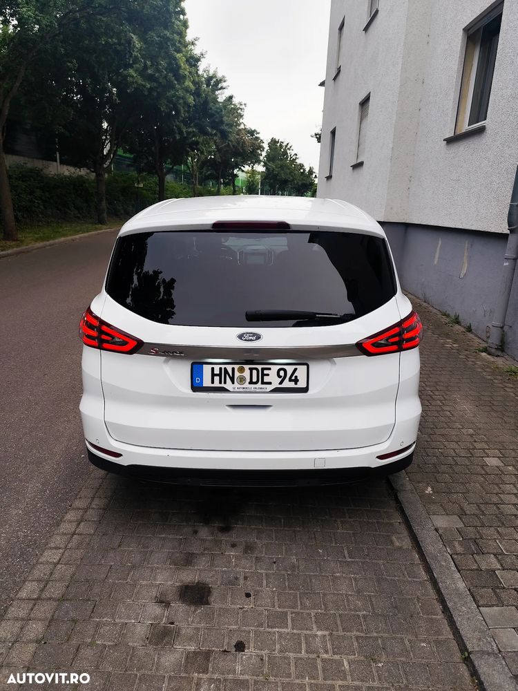 Ford S-Max 2.0 TDCi Powershift Titanium - 16