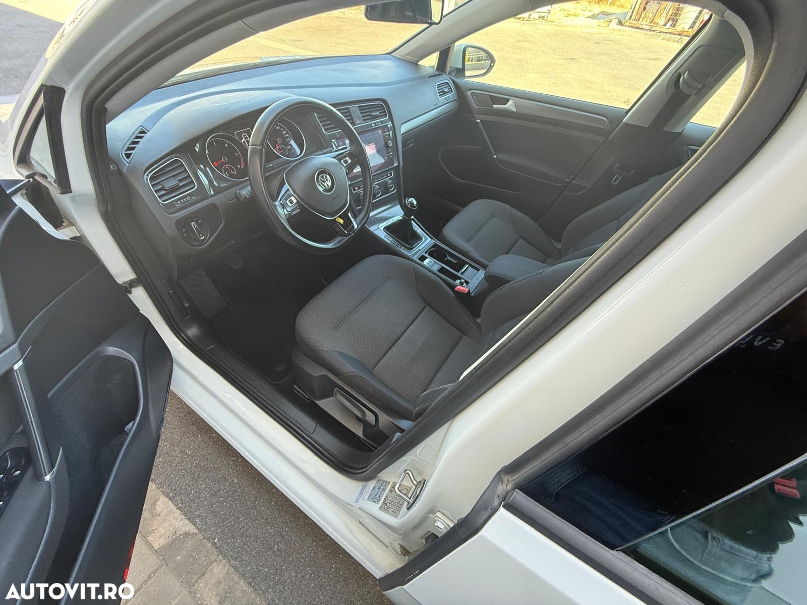 Volkswagen Golf 2.0 BlueTDI 4Motion Comfortline - 11