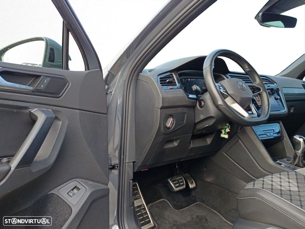 VW Tiguan 1.4 TSI eHybrid R-Line DSG - 22