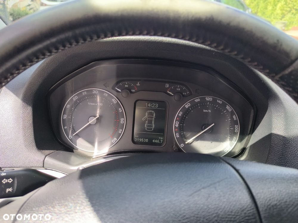 Skoda Octavia Scout 2.0 TDI DPF - 7