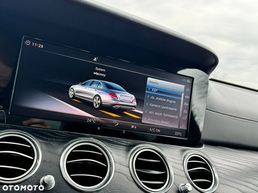 Mercedes-Benz Klasa E 200 d 9G-TRONIC AMG Line - 32