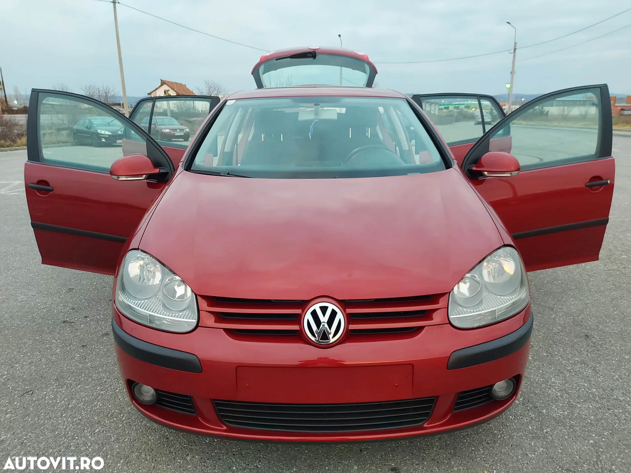Volkswagen Golf - 18