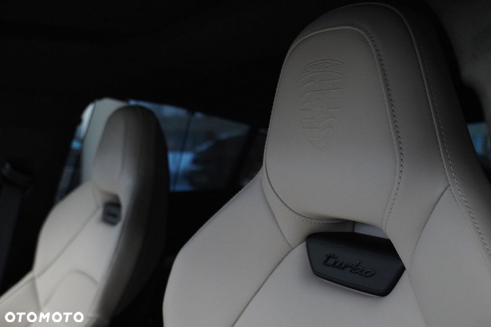 Porsche Panamera - 23