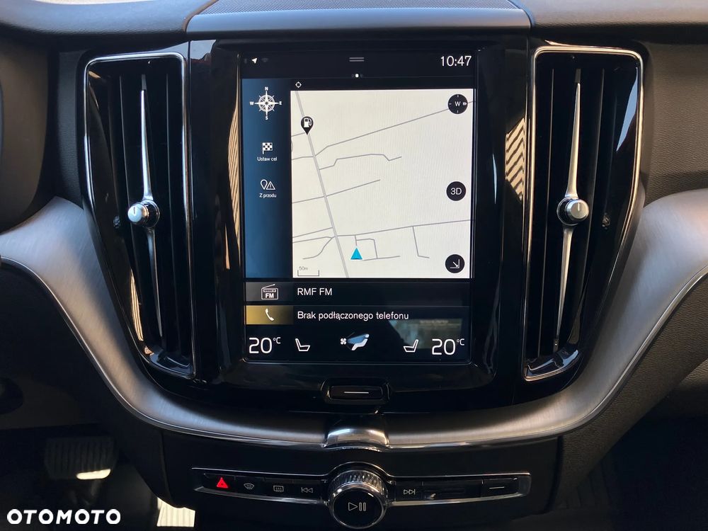 Volvo XC 60 D4 AWD Momentum - 23