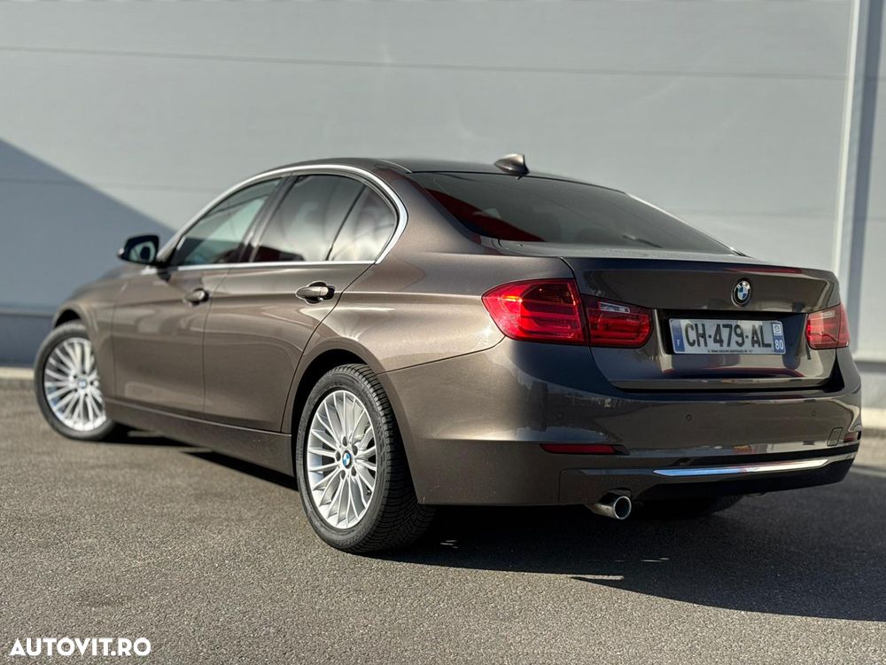 BMW Seria 3 320d - 30