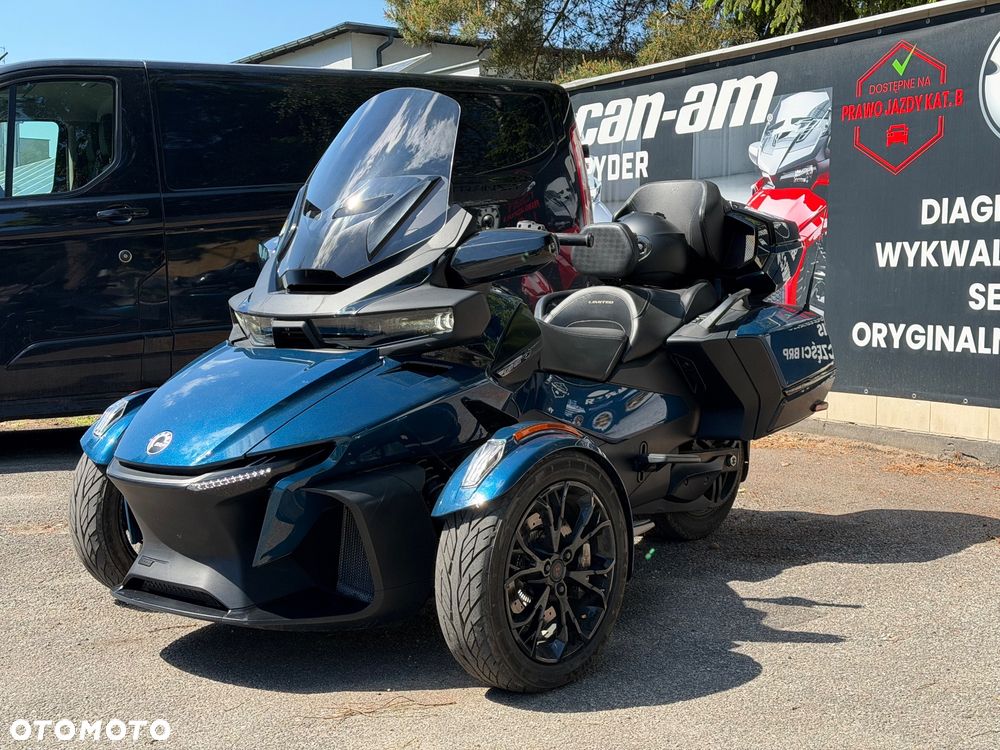 Can-Am Spyder - 3