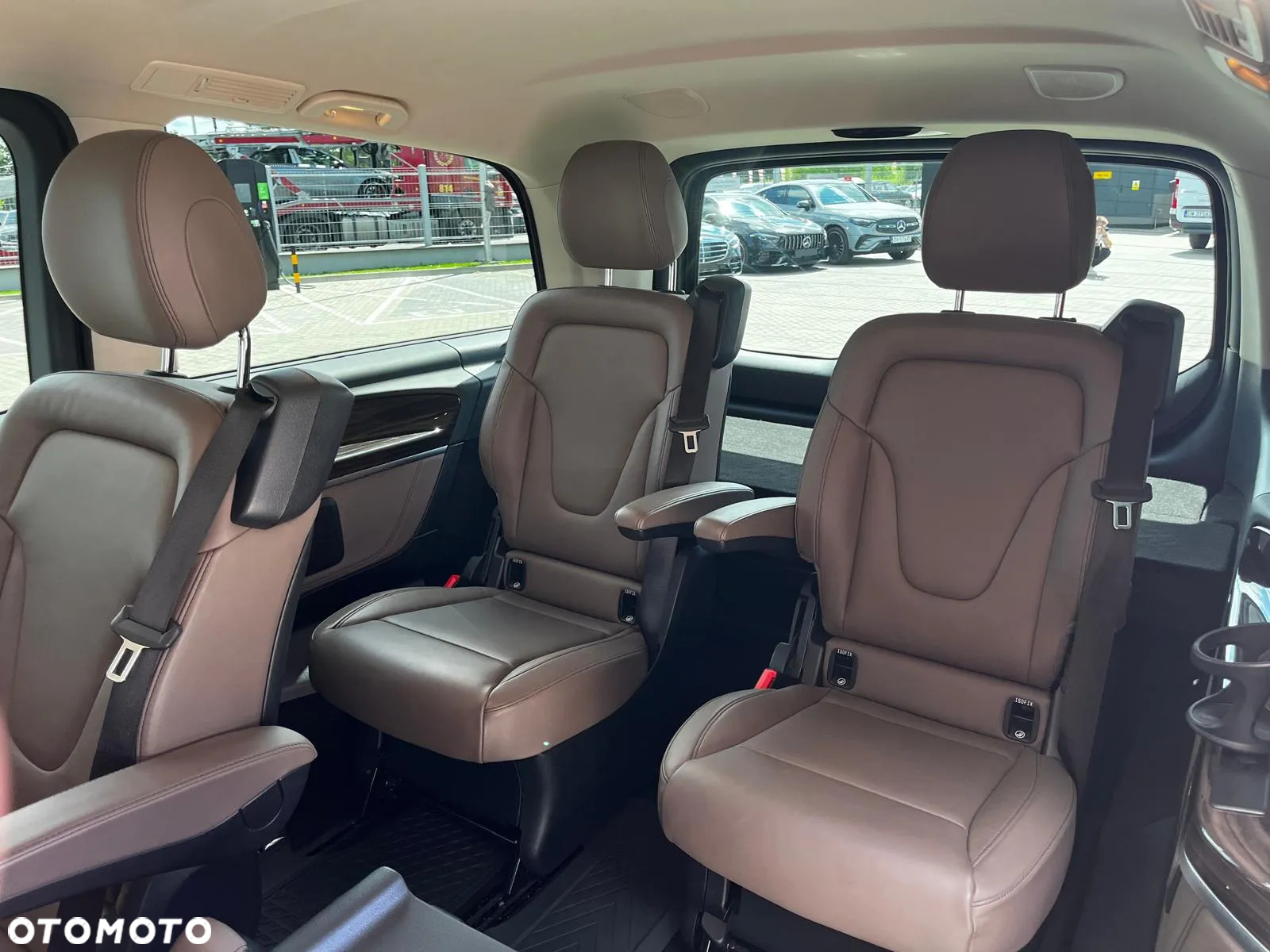 Mercedes-Benz Klasa V 300 d Avantgarde 9G-Tronic (d³ugi) - 14