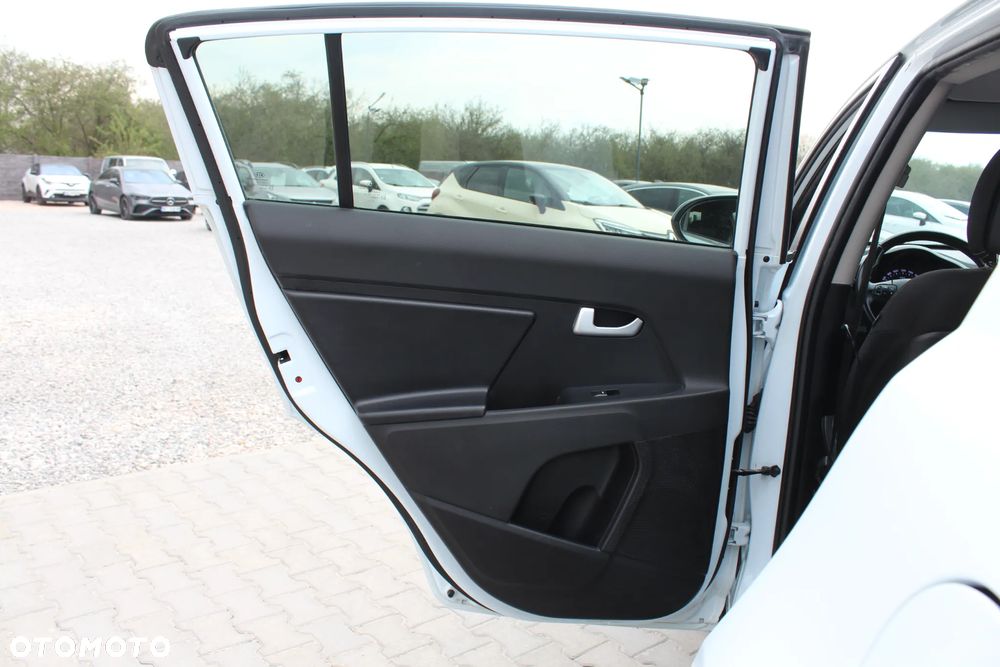 Kia Sportage 1.6 GDI 2WD Vision - 30