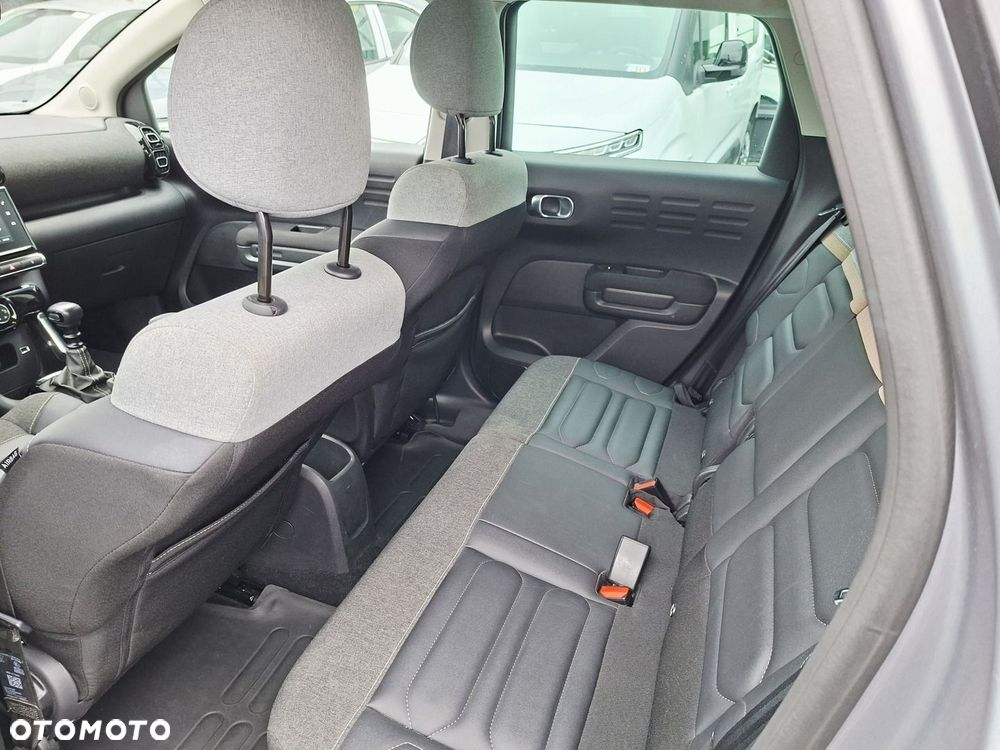 Citroën C3 Aircross 1.2 PureTech Plus S&S - 16