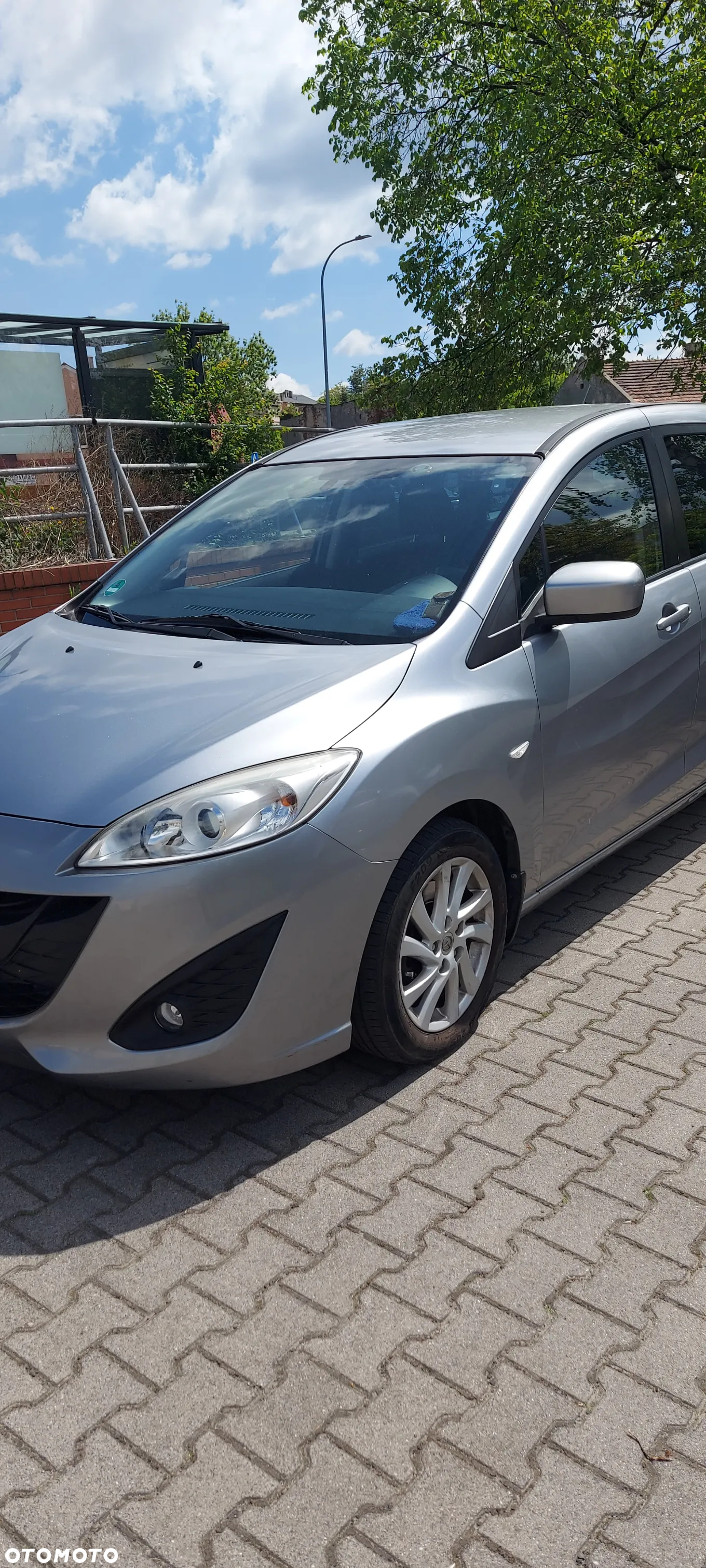Mazda 5 - 11