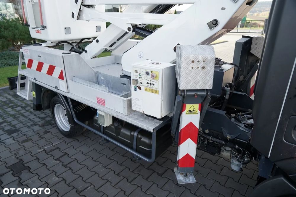 Nissan CABSTAR / ZWYŻKA 16,3 METRÓW / FRANCE ELEVATEUR /  BLIŹNIAK / UDŹWIG - 200 kg / 4 PODPORY / - 19