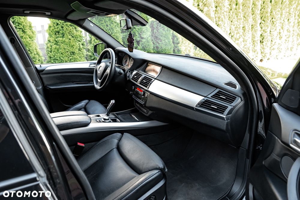 BMW X5 xDrive35d - 23