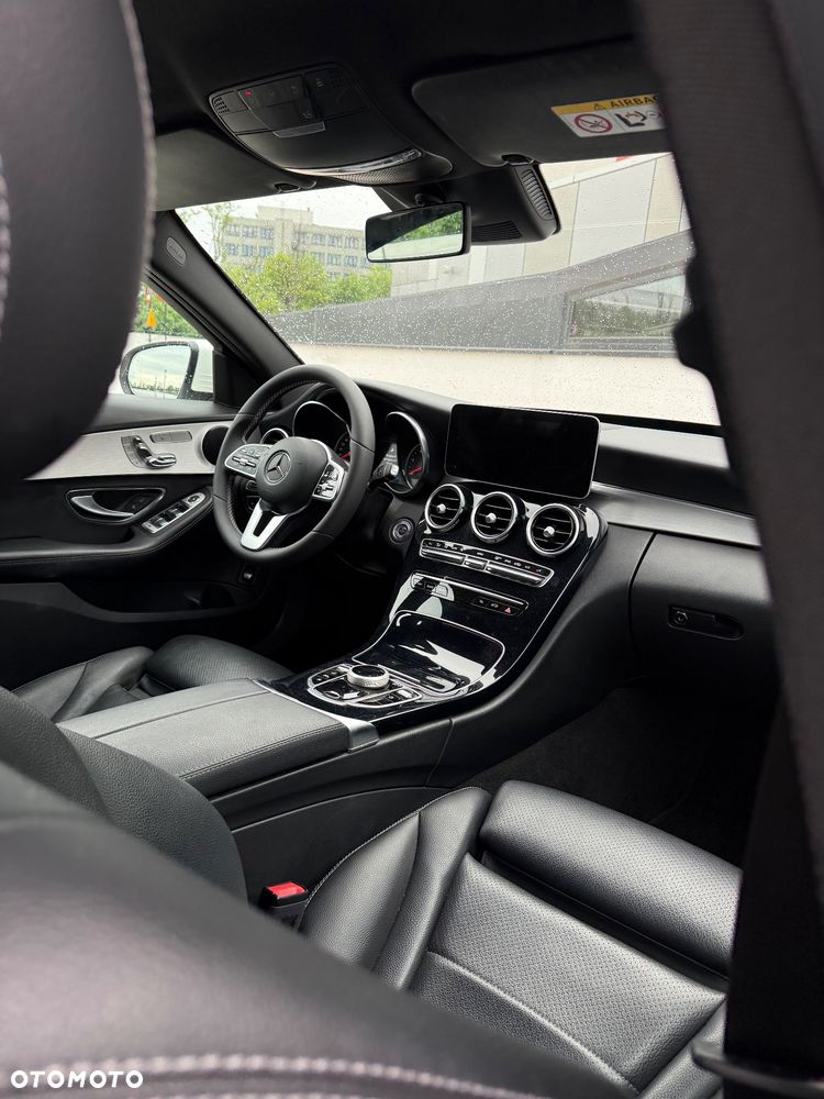 Mercedes-Benz Klasa C 220 d 9G-TRONIC Exclusive - 24