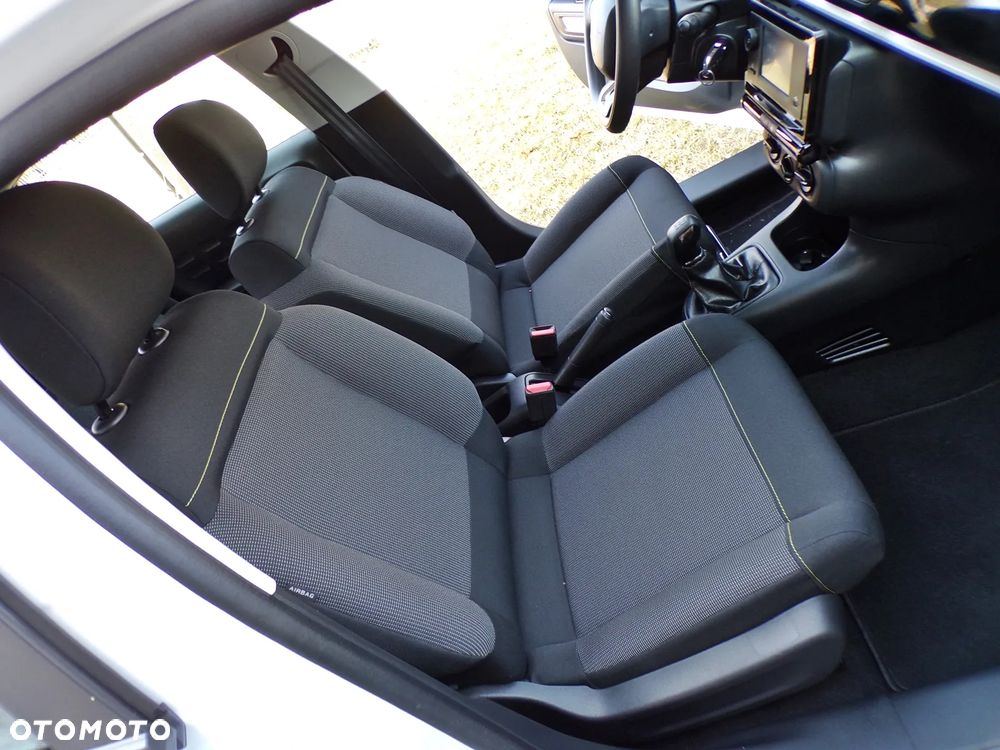 Citroën C3 1.2 PureTech Feel - 25