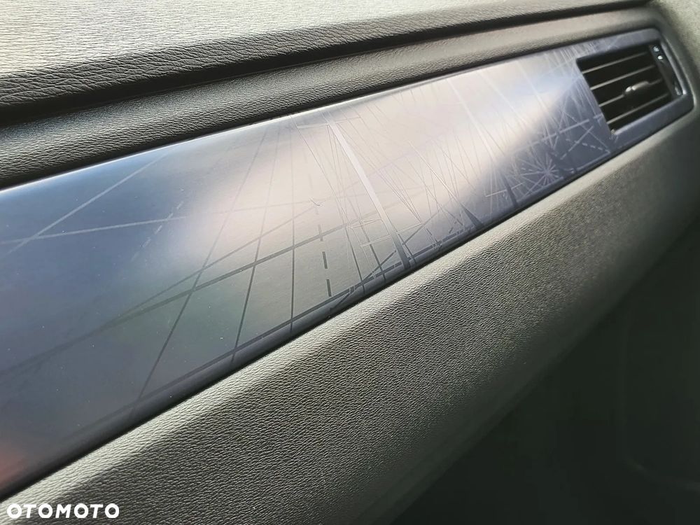 Volvo XC 70 D5 AWD Ocean Race - 27