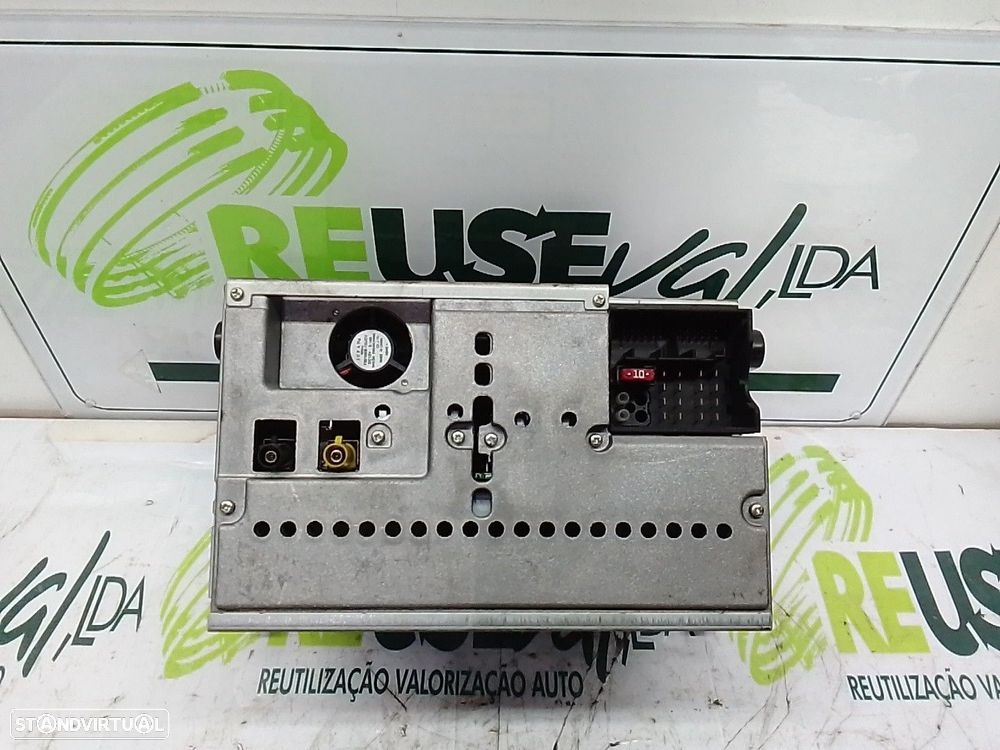 Auto-Radio Mercedes-Benz M-Class (W164) - 2