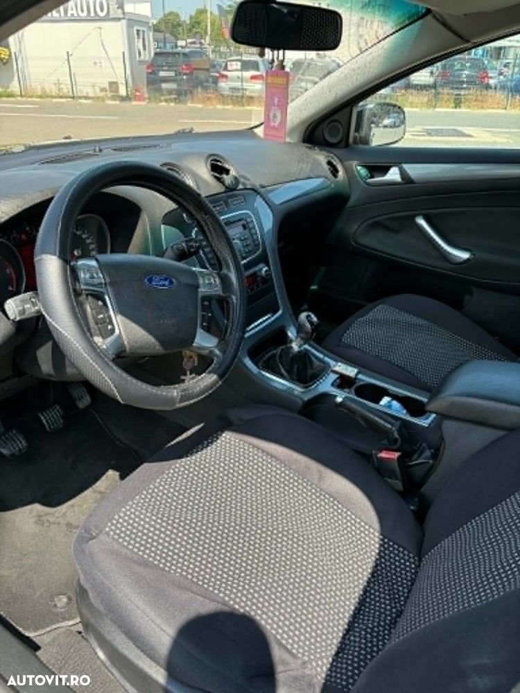 Ford Mondeo 2.0 TDCi Titanium - 6