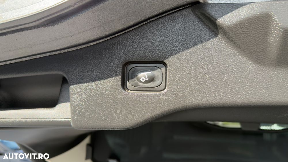 Ford Mondeo 2.0 TDCI PowerShift AWD Titanium - 28