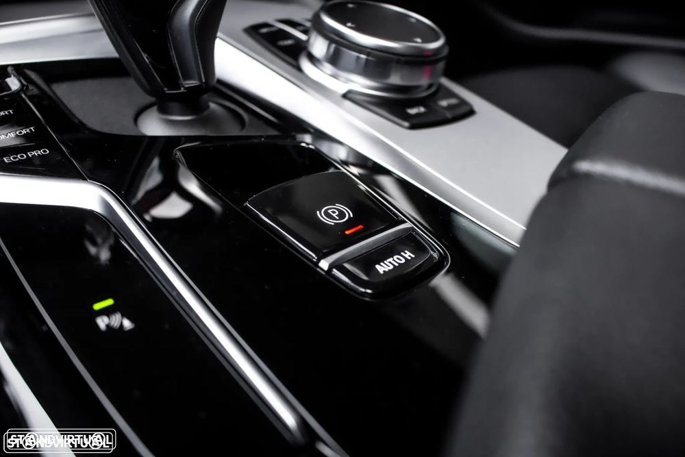 BMW 520 d Line Luxury Auto - 23