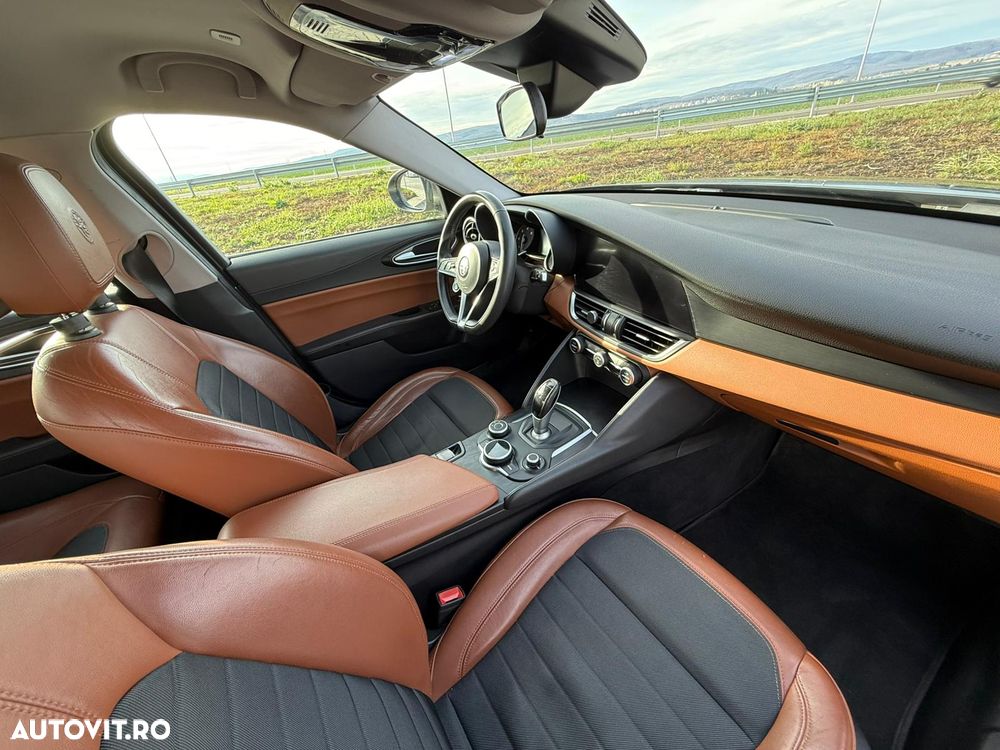 Alfa Romeo Giulia 2.2 Diesel AT8 Advanced Efficiency - 7