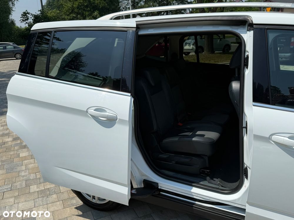 Ford Grand C-MAX 2.0 TDCi Titanium - 20