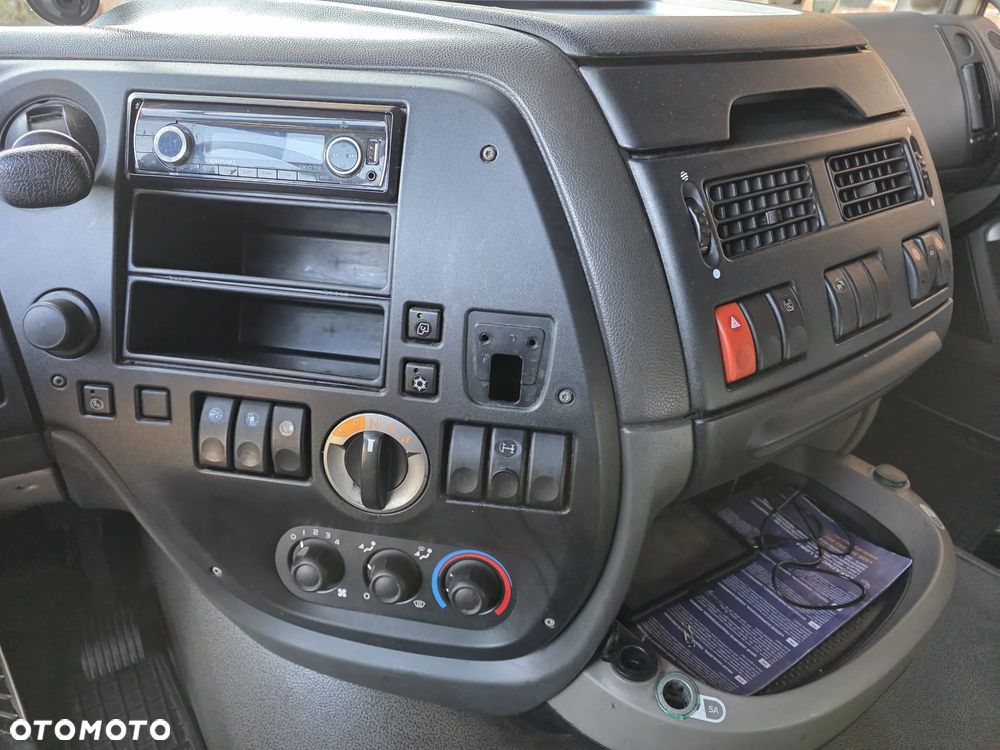 DAF XF 105.460 - 12
