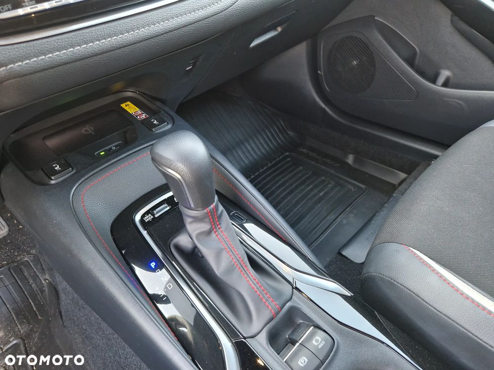 Toyota Corolla 2.0 Hybrid GR Sport Dynamic - 22