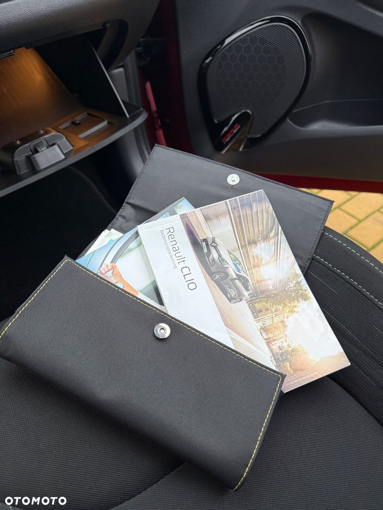 Renault Clio 1.2 16V 75 LIMITED 2018 - 31