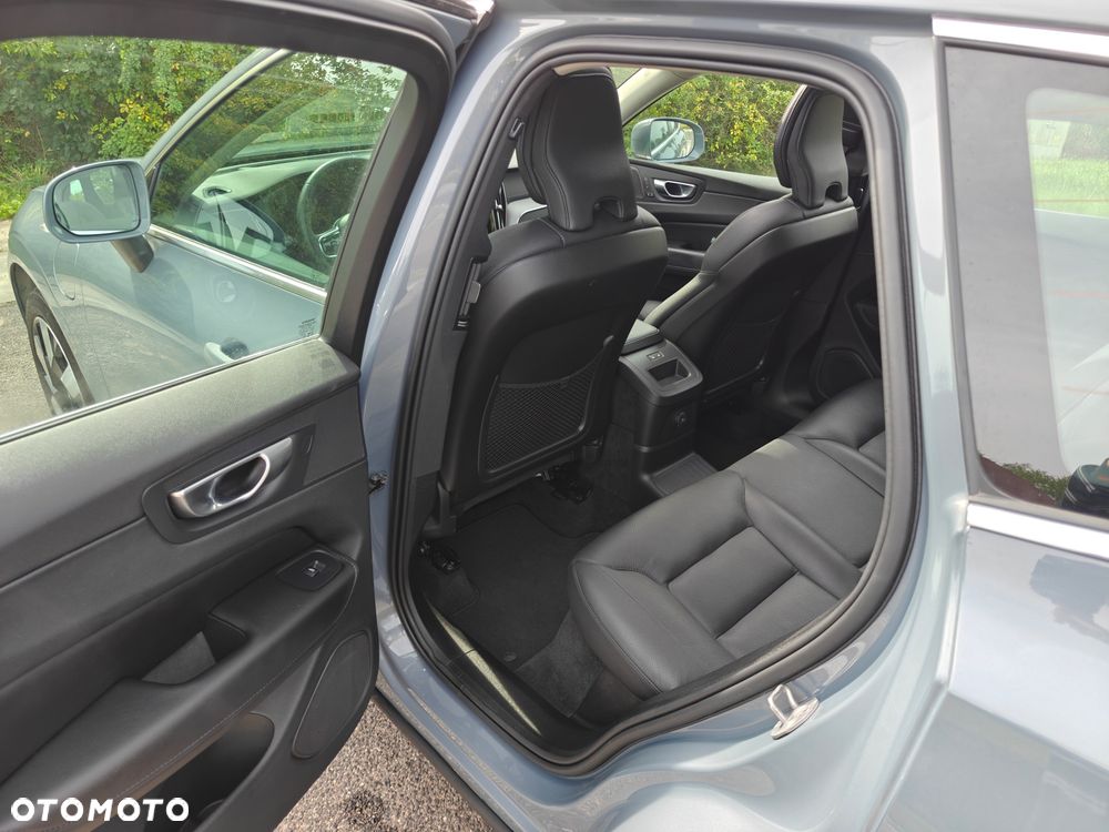 Volvo XC 60 T8 AWD Recharge Ultimate Bright - 7